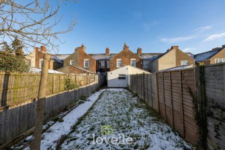 3 bedroom Terraced House for sale in David Street, Grimsby, DN32