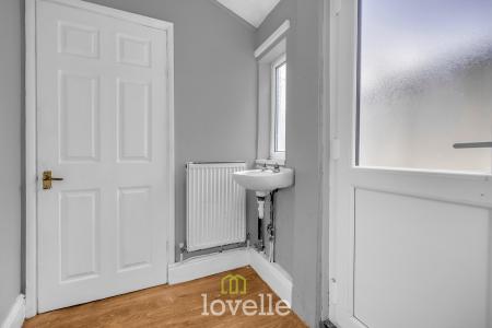 3 bedroom Terraced House for sale in David Street, Grimsby, DN32