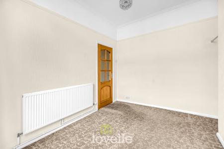 3 bedroom Terraced House for sale in Buller Street, Grimsby, DN32