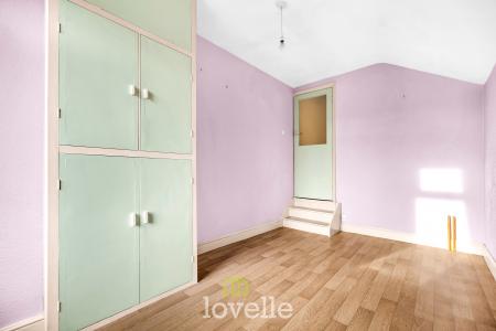 3 bedroom Terraced House for sale in Buller Street, Grimsby, DN32