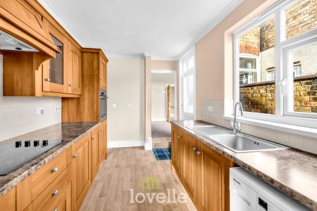 3 bedroom Terraced House for sale in Buller Street, Grimsby, DN32