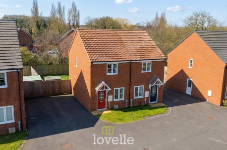 2 bedroom Semi-detached house for sale in Marigold Court, Laceby, DN37