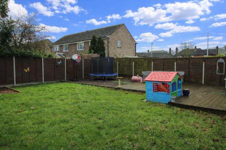 3 bedroom Semi-detached house for sale in Vampire Road, Manby, LN11