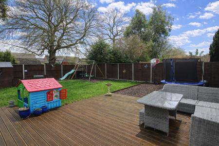 3 bedroom Semi-detached house for sale in Vampire Road, Manby, LN11