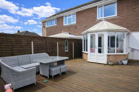 3 bedroom Semi-detached house for sale in Vampire Road, Manby, LN11