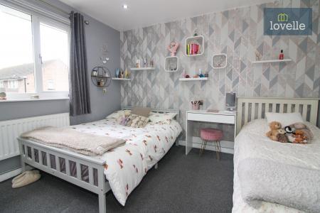 3 bedroom Semi-detached house for sale in Vampire Road, Manby, LN11