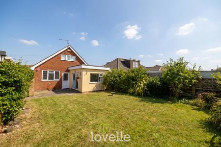 3 bedroom Detached house for sale in Ancaster Avenue, Scartho, Grimsby, DN33