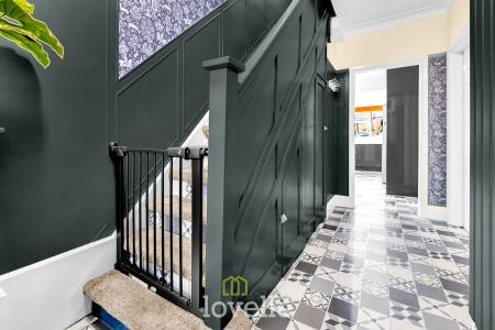 3 bedroom Semi-detached house for sale in Shaftesbury Avenue, Grimsby, DN34