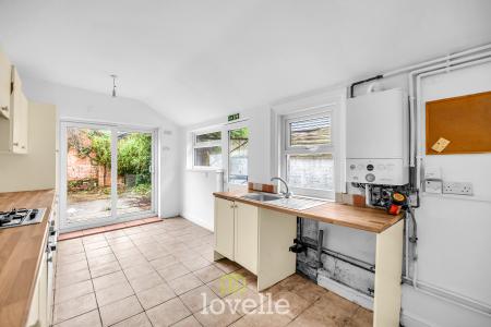 3 bedroom Terraced House for sale in Legsby Avenue, Grimsby, DN32