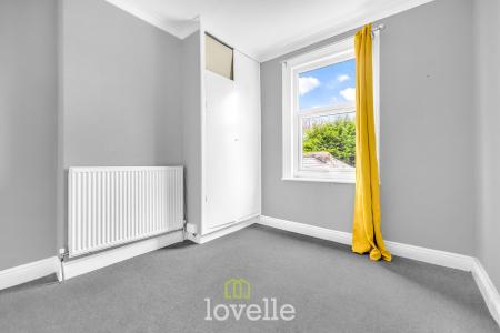 3 bedroom Terraced House for sale in Legsby Avenue, Grimsby, DN32