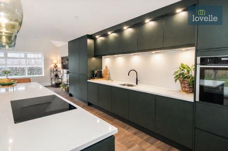 4 bedroom Detached house for sale in Roman Way, Louth, LN11