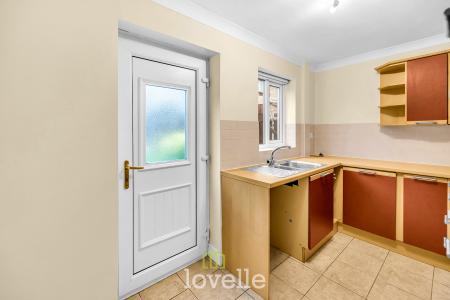 2 bedroom Semi-detached house for sale in Orion Way, Grimsby, DN34