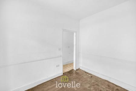 2 bedroom Terraced House for sale in Rutland Street, Grimsby, DN32