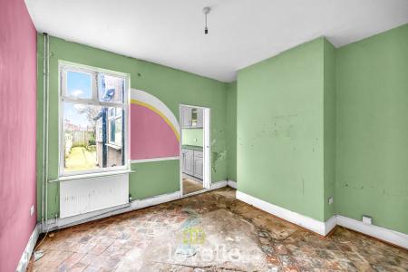 2 bedroom Terraced House for sale in Rutland Street, Grimsby, DN32