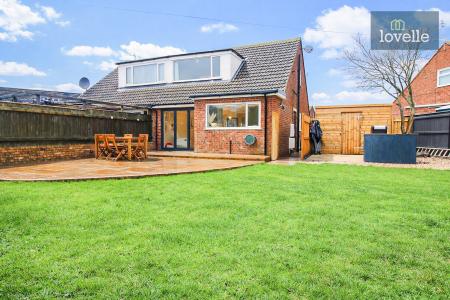 3 bedroom Semi-detached house for sale in Laburnum Crescent, Louth, LN11