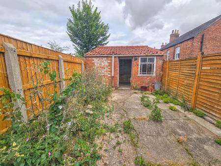 2 bedroom Town house for sale in St Michaels Road, Louth, LN11