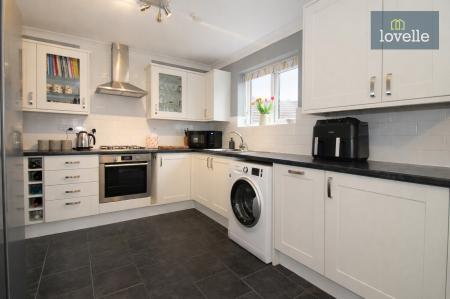 3 bedroom Semi-detached house for sale in Southfield Drive, Louth, LN11