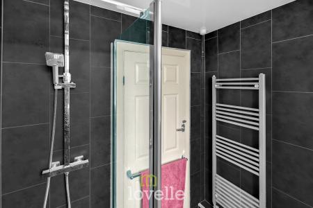 3 bedroom Semi-detached house for sale in Yarborough Road, Grimsby, DN34