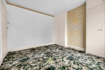 3 bedroom Semi-detached house for sale in Yarborough Road, Grimsby, DN34