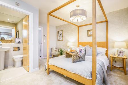 2 bedroom Semi-detached house for sale in Arkwright Park, Kirk Ella, Hull, HU10