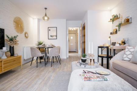 2 bedroom Semi-detached house for sale in Arkwright Park, Kirk Ella, Hull, HU10