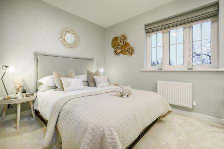 2 bedroom Semi-detached house for sale in Arkwright Park, Kirk Ella, Hull, HU10