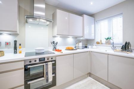 2 bedroom Semi-detached house for sale in Arkwright Park, Kirk Ella, Hull, HU10