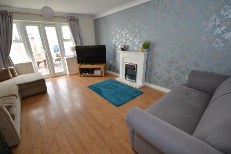 3 bedroom End of terrace house for sale in Attringham Park, Kingswood, Hull, HU7