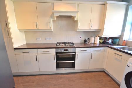 3 bedroom End of terrace house for sale in Attringham Park, Kingswood, Hull, HU7