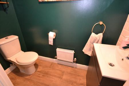3 bedroom End of terrace house for sale in Attringham Park, Kingswood, Hull, HU7