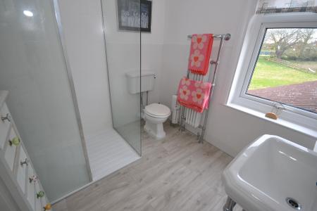 2 bedroom Semi-detached house for sale in East End Road, Preston, Hull, HU12