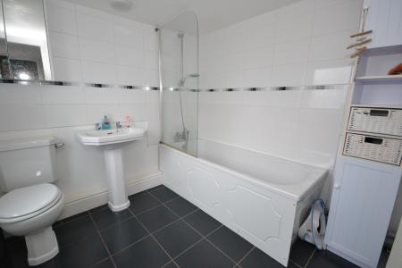 2 bedroom Semi-detached house for sale in East End Road, Preston, Hull, HU12