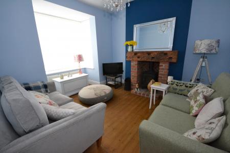 2 bedroom Semi-detached house for sale in East End Road, Preston, Hull, HU12