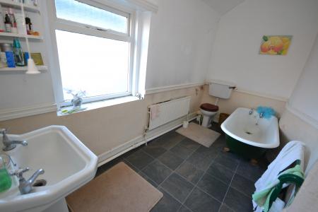 3 bedroom Terraced House for sale in Duesbery Street, Hull, HU5