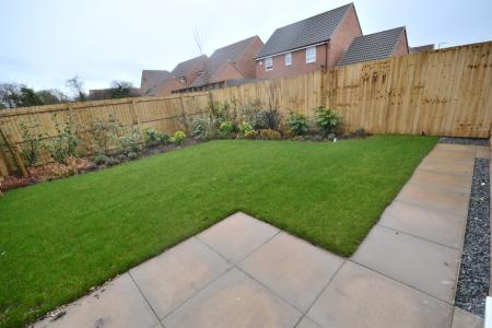 3 bedroom Semi-detached house for sale in Foxes Chase Anlaby, Anlaby, Hull, HU10