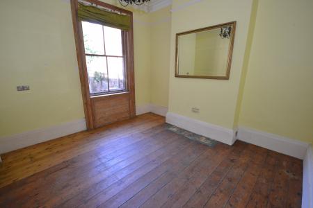 3 bedroom Terraced House for sale in Hutt Street, Hull, HU3