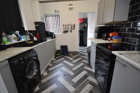 2 bedroom Terraced House for sale in Nepean Grove, Hull, HU3