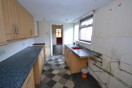 2 bedroom Terraced House for sale in Rustenburg Street, Hull, HU9