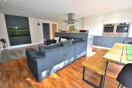 5 bedroom Detached house for sale in St Nicholas Gate, Hedon, HU12