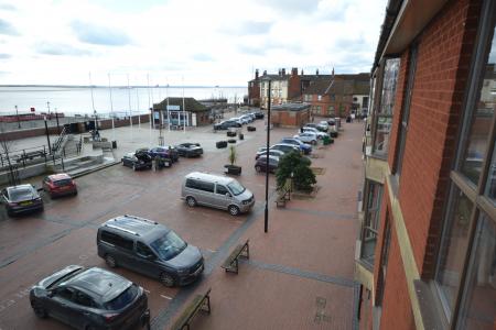 1 bedroom Flat for sale in Wellington Street, Hull, HU1
