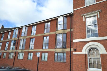1 bedroom Flat for sale in Wellington Street, Hull, HU1