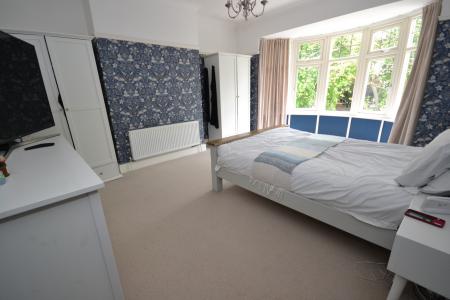4 bedroom Detached house for sale in Beverley Road, Hull, HU6