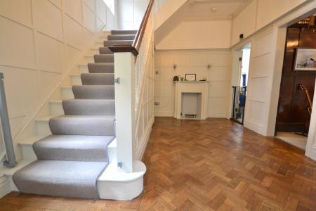 4 bedroom Detached house for sale in Beverley Road, Hull, HU6