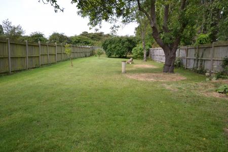 4 bedroom Detached house for sale in Beverley Road, Hull, HU6