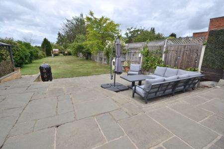 4 bedroom Detached house for sale in Beverley Road, Hull, HU6