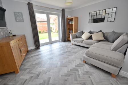 Easter Wood Close, Castle Grange, Hull, HU7