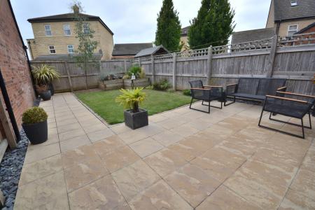 4 bedroom Semi-detached house for sale in Larkin Lane, Kingswood, Hull, HU7