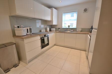 4 bedroom Semi-detached house for sale in Larkin Lane, Kingswood, Hull, HU7