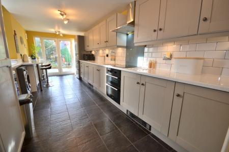 3 bedroom Terraced House for sale in Newcomen Street, Hull, HU9
