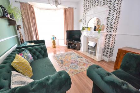 3 bedroom Terraced House for sale in Newcomen Street, Hull, HU9